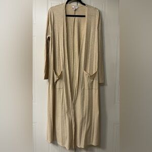 Medium lightweight duster